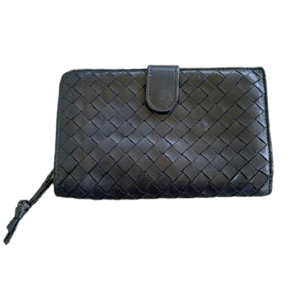 Bottega Veneta black genuine leather woven bifold snap closure wallet